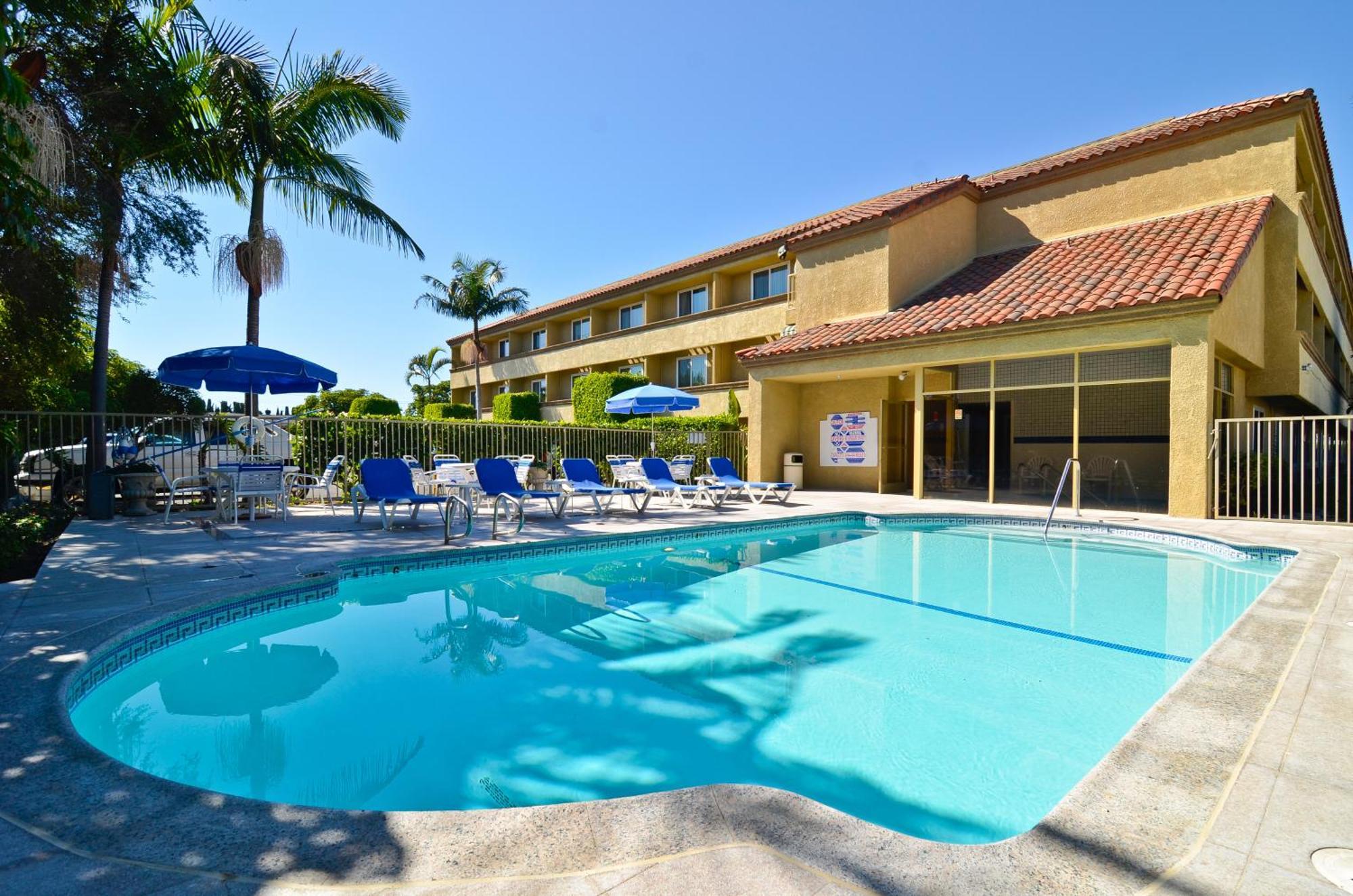 Best Western Plus Newport Mesa Inn Costa Mesa Exterior photo